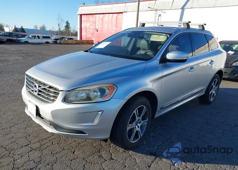 2015 Volvo Xc60 T6 Premier из США, поврежденный, VIN YV4902RK4F2649169